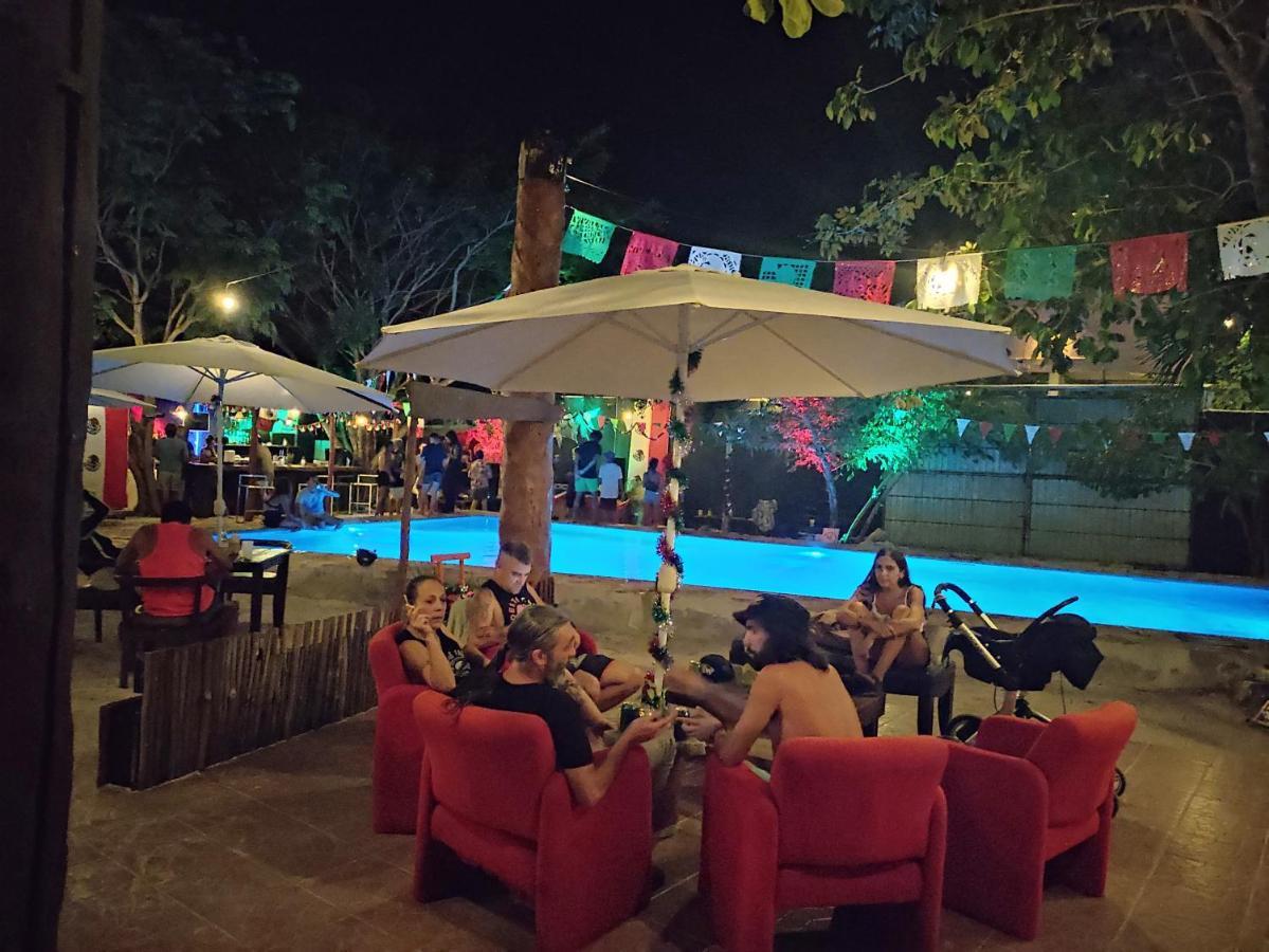 טולום The All Inclusive Hostel - Food, Drinks And Transportation To The Beach And Cenotes מראה חיצוני תמונה