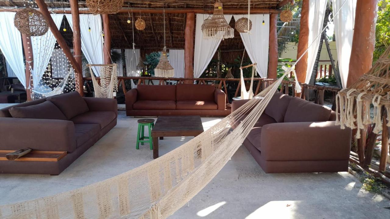 טולום The All Inclusive Hostel - Food, Drinks And Transportation To The Beach And Cenotes מראה חיצוני תמונה