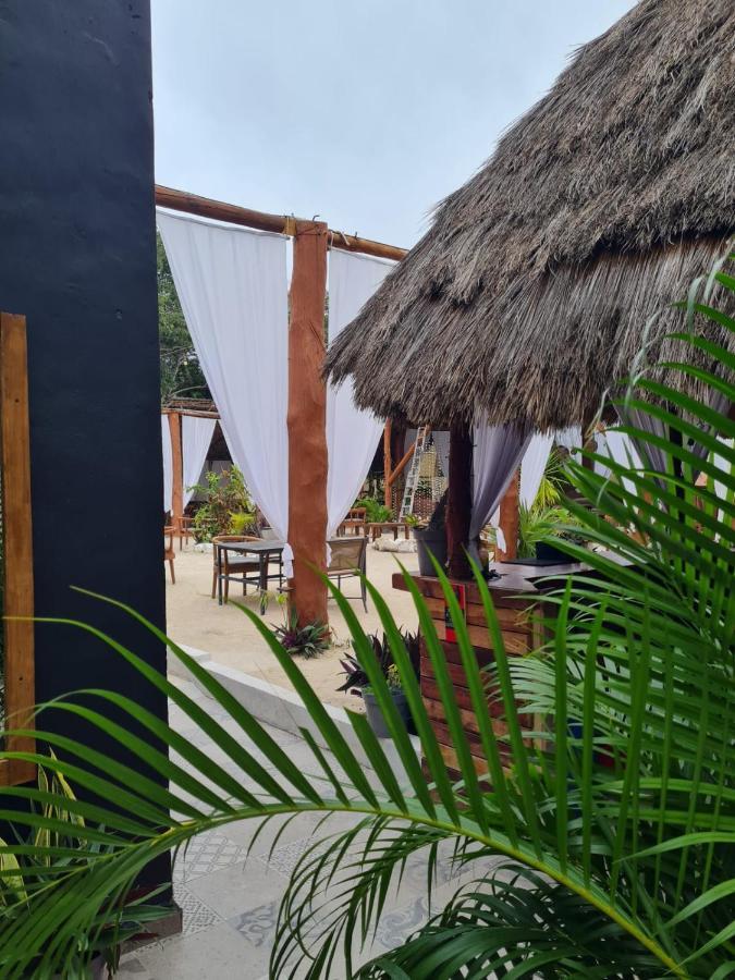 טולום The All Inclusive Hostel - Food, Drinks And Transportation To The Beach And Cenotes מראה חיצוני תמונה